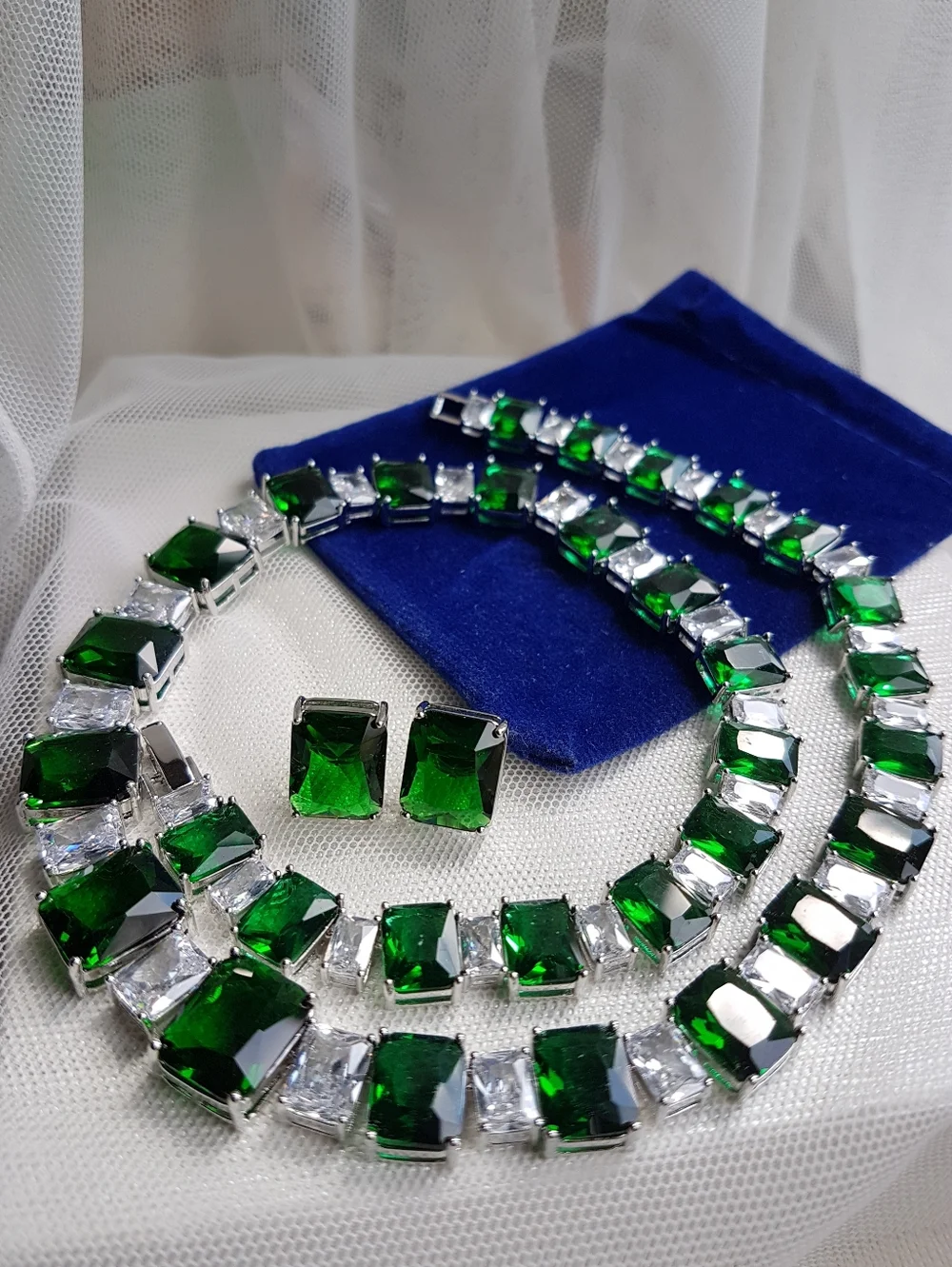 Swarovski Elements Emerald Green Square Solitaire Gemstone Studs Earrings NEW